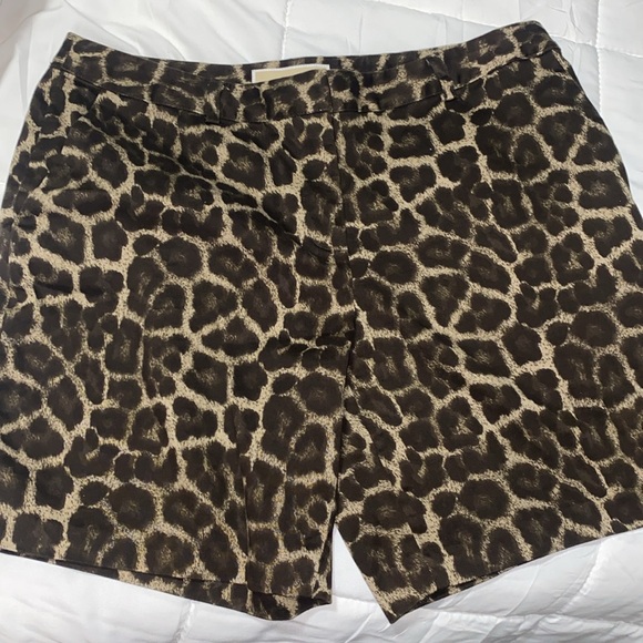 MICHAEL Michael Kors Leopard High Waist Shorts - Picture 2 of 5